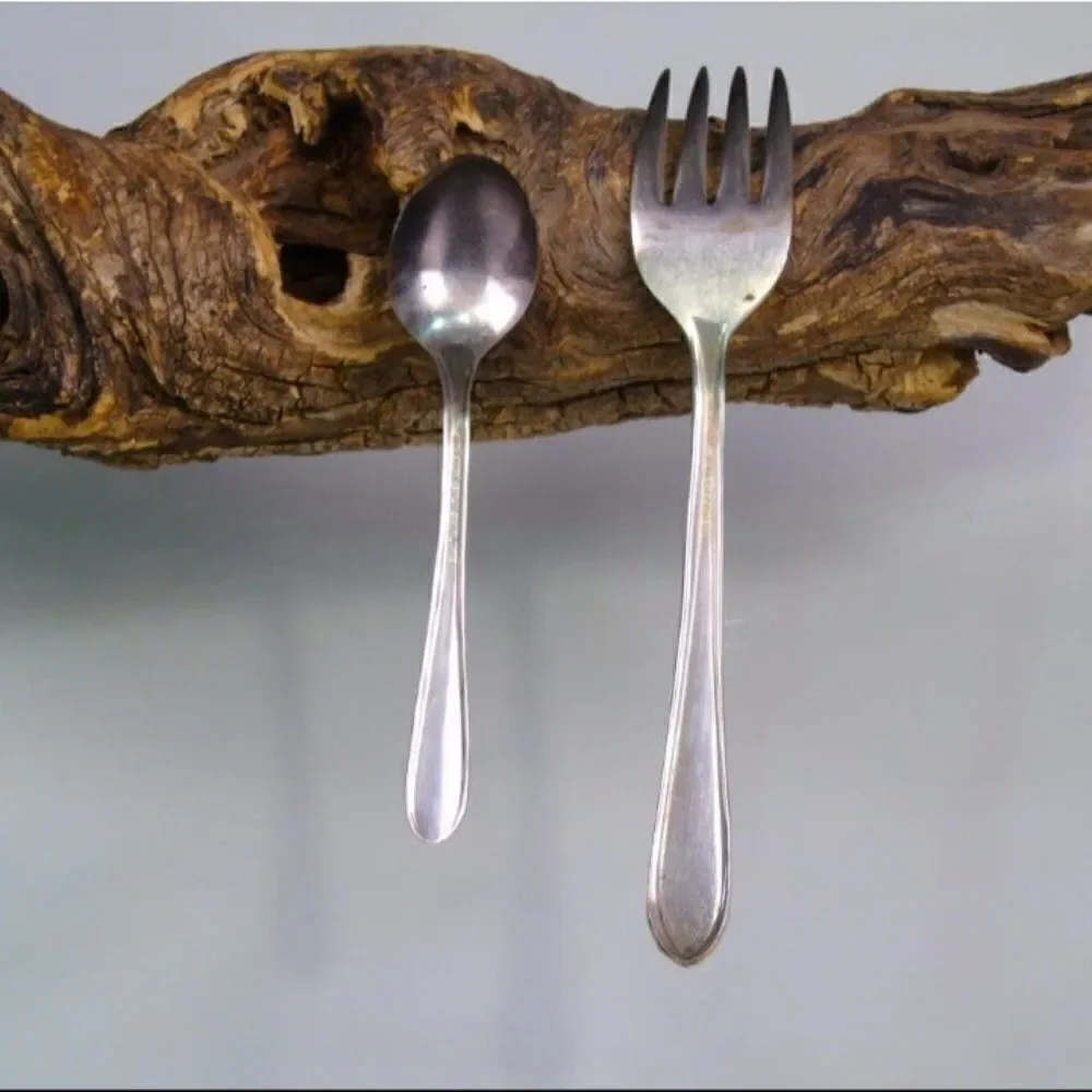 1954 Melody Pattern International Silver Vintage Silverplate Spoon Fork